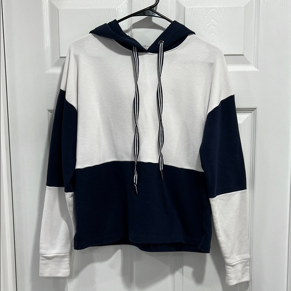 Evereve Navy Blue and White Colorblock Sweatshirt with Drawstring Hood